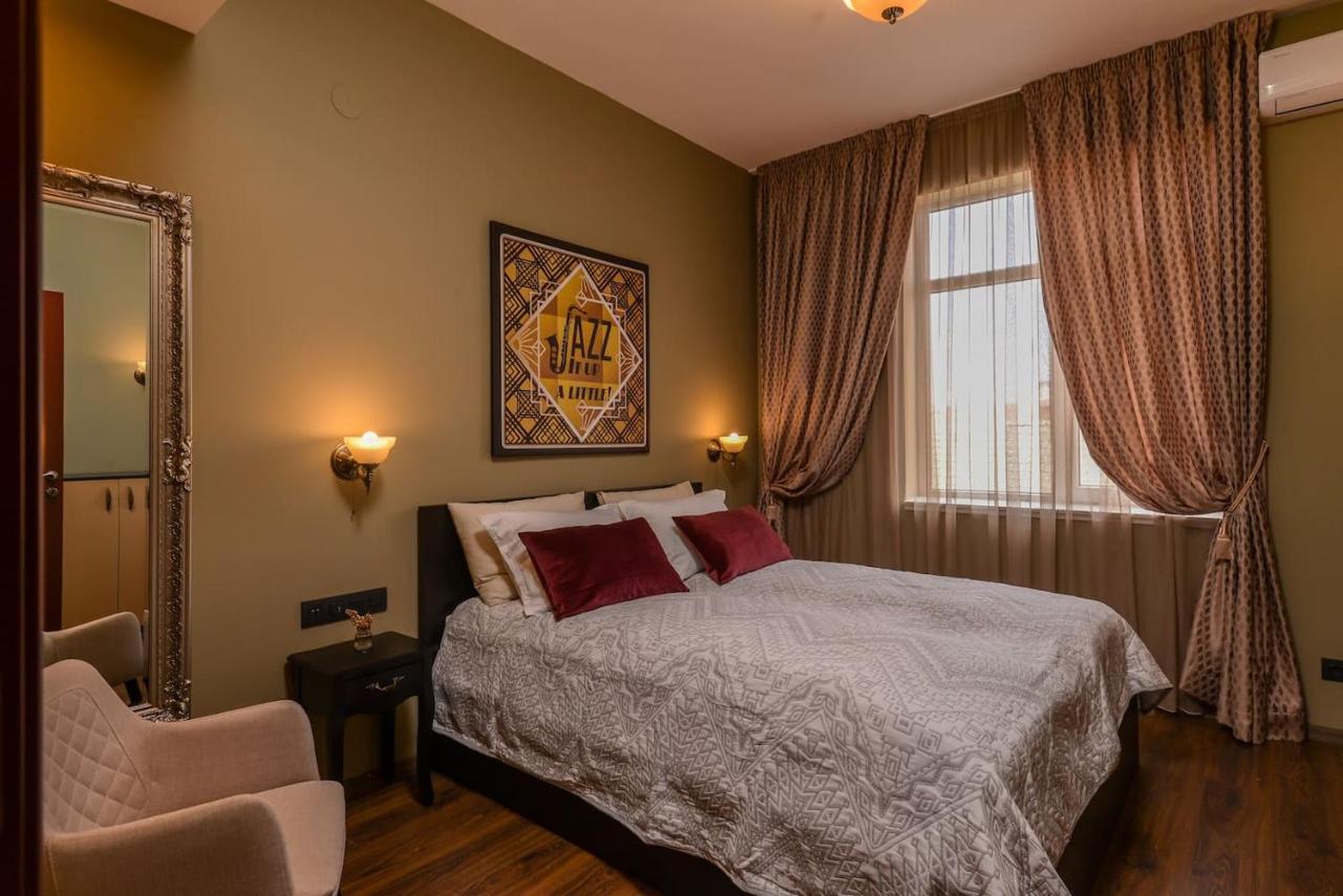 Sofia Dream Apartments - Jazzy Two Bedroom Suite By Flat Mаnager ภายนอก รูปภาพ