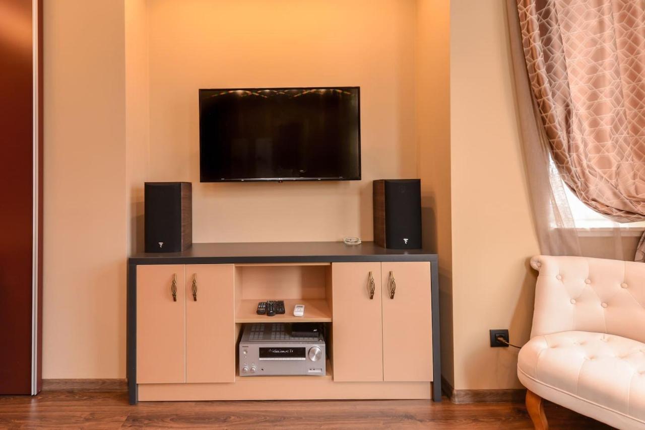 Sofia Dream Apartments - Jazzy Two Bedroom Suite By Flat Mаnager ภายนอก รูปภาพ