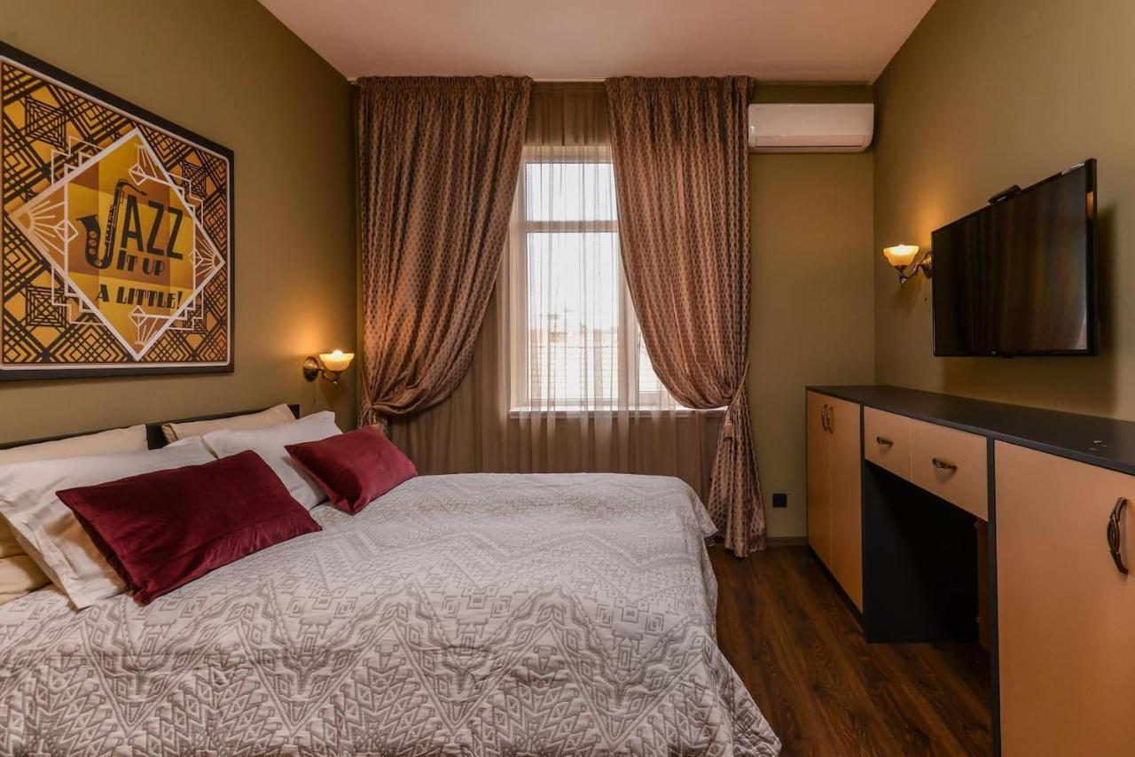 Sofia Dream Apartments - Jazzy Two Bedroom Suite By Flat Mаnager ภายนอก รูปภาพ
